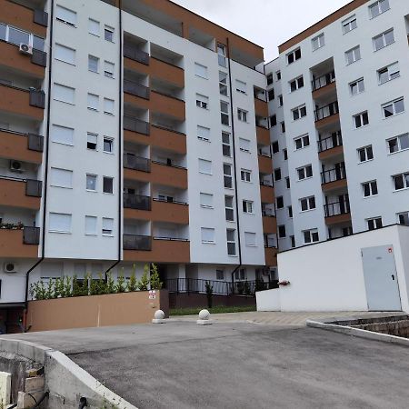 Apartman Lukana Banja Luka Buitenkant foto