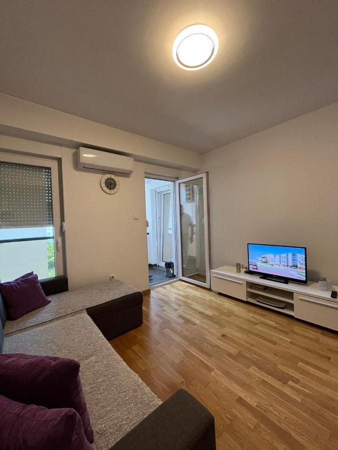 Apartman Lukana Banja Luka Buitenkant foto